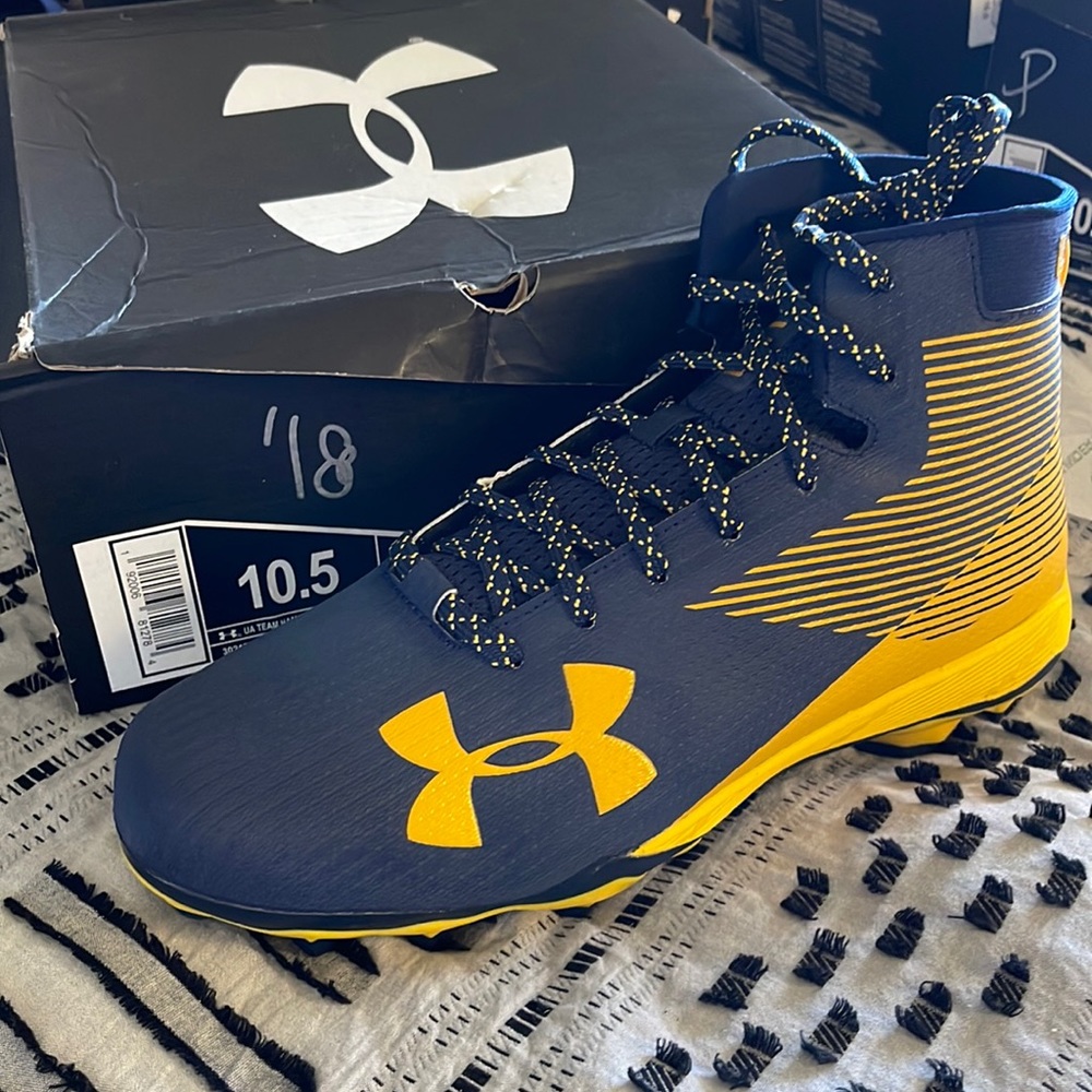 Underarmour cleats! Size 10.5 “hammer mc highs” football